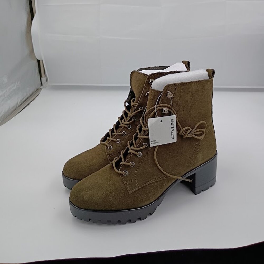 Anne Klein ABlaze, Olive, Women's Size 9